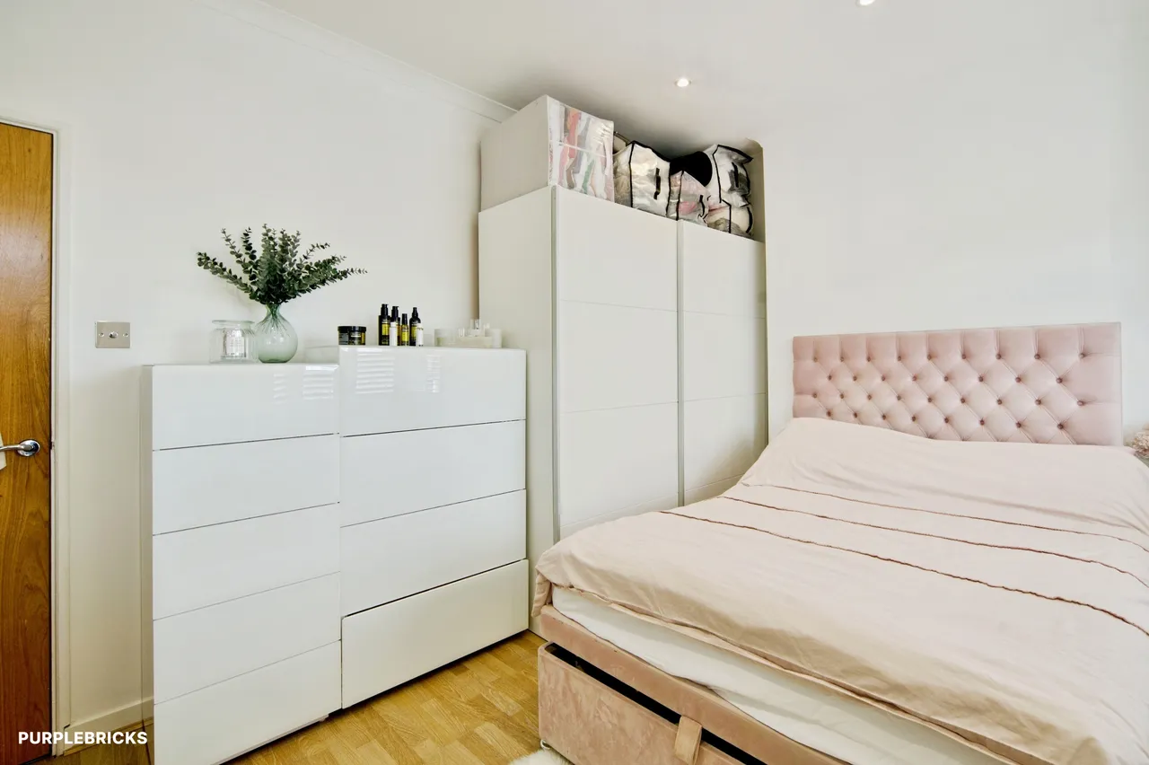 Ordnance Road, Enfield, EN3, photo 15