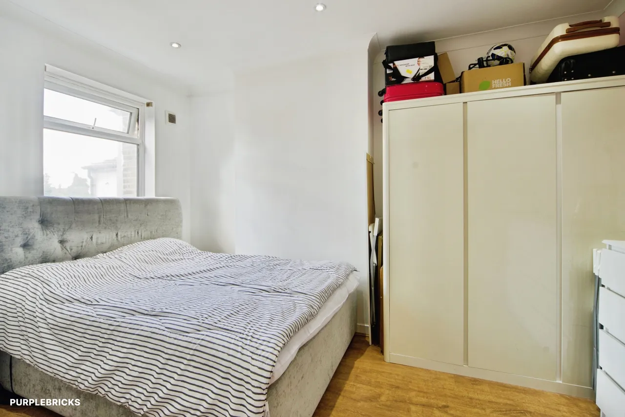 Ordnance Road, Enfield, EN3, photo 13