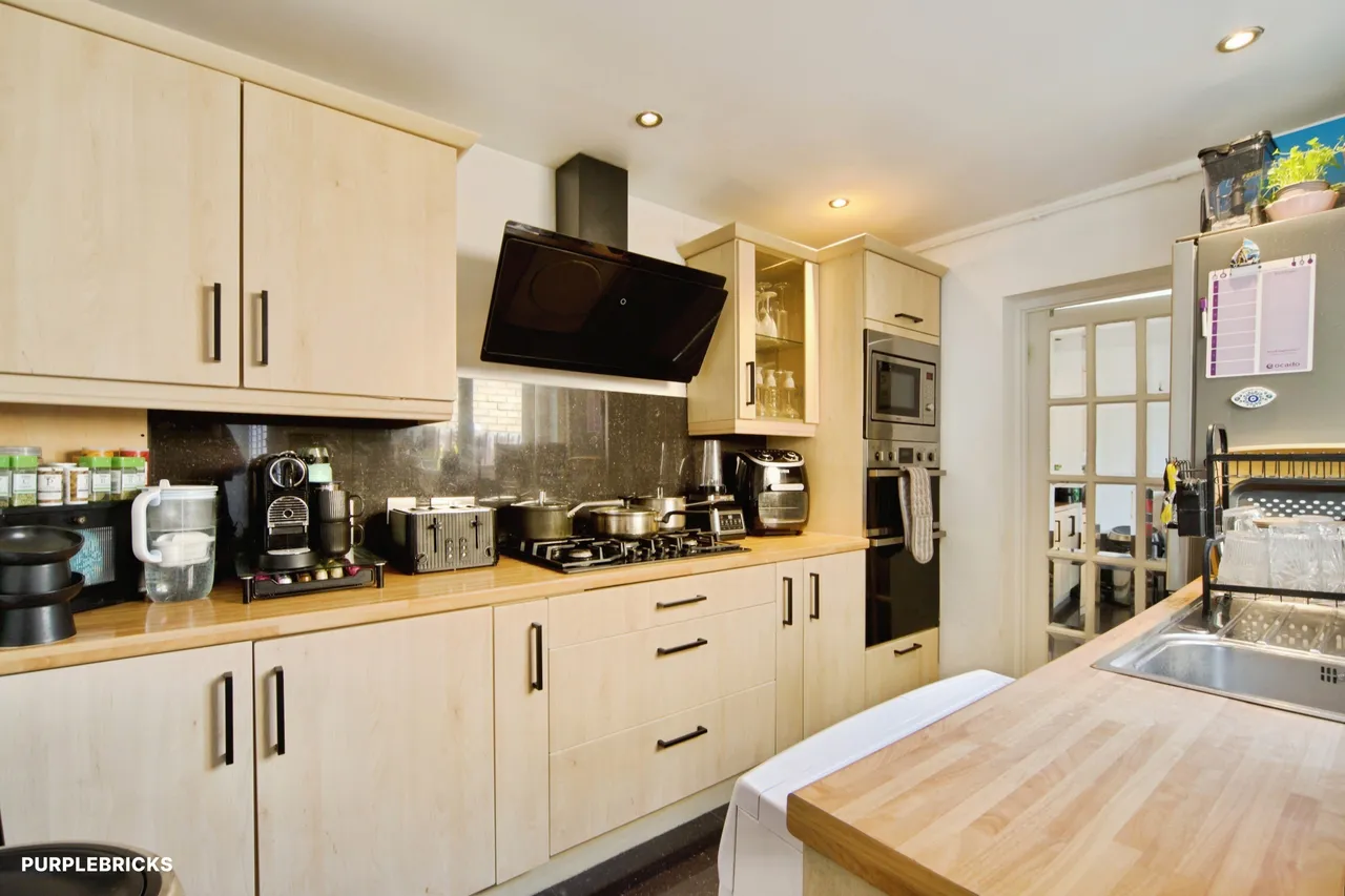 Ordnance Road, Enfield, EN3, photo 6