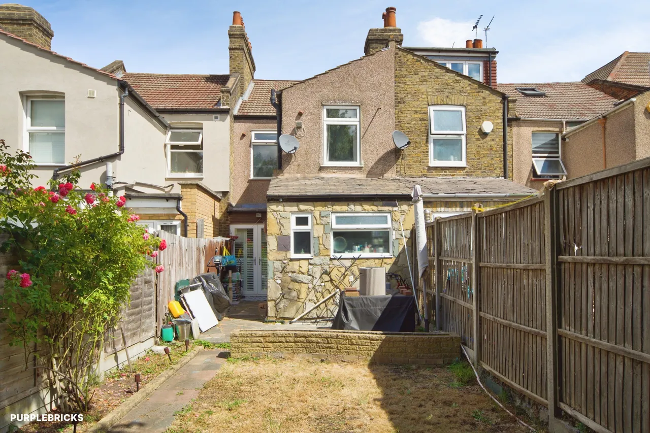 Ordnance Road, Enfield, EN3, photo 18