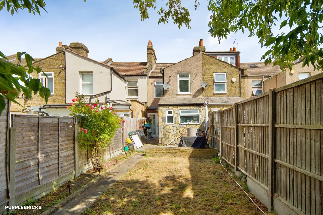 Ordnance Road, Enfield, EN3, photo 16