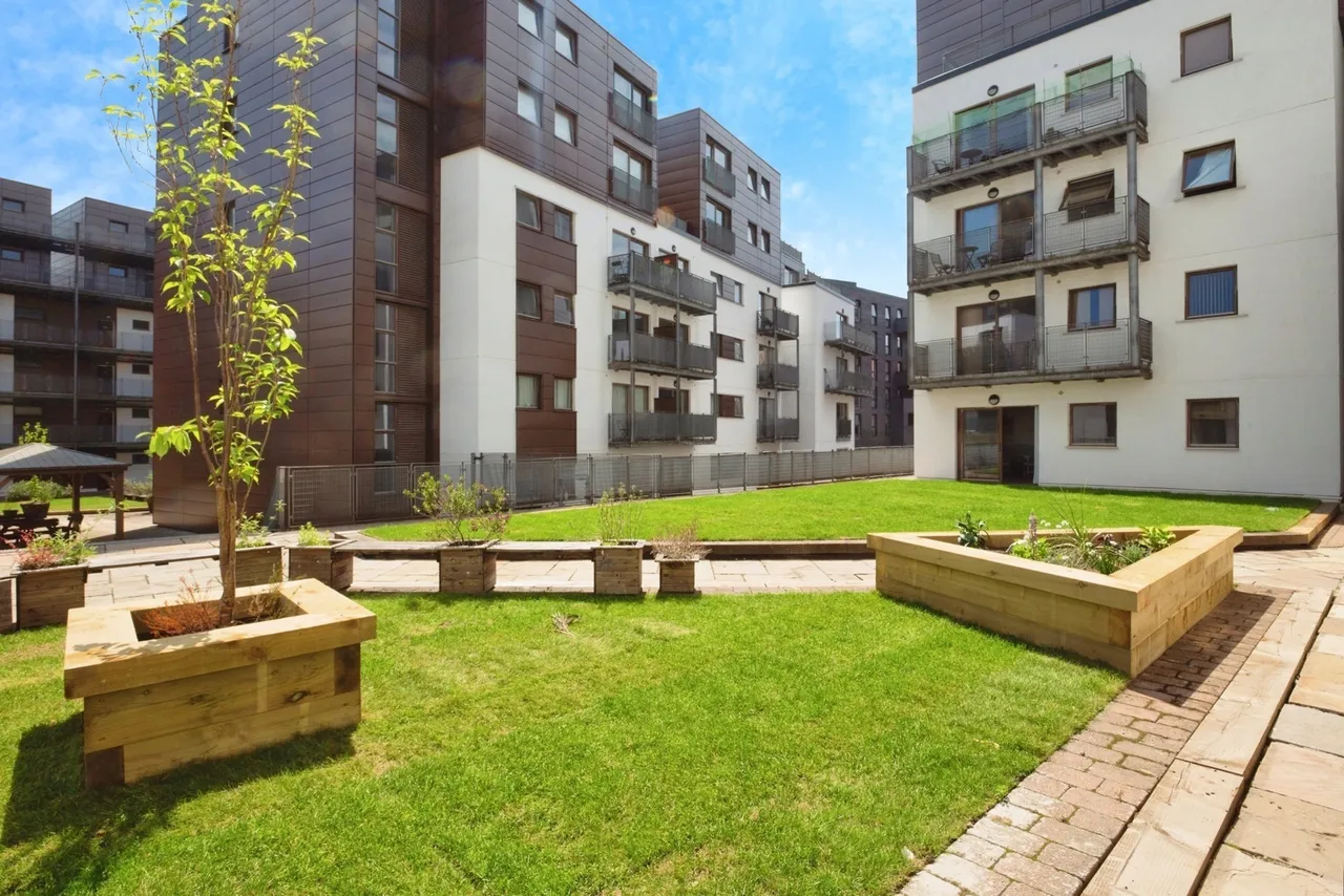 Isaac Way, Manchester, Greater Manchester, M4, photo 16