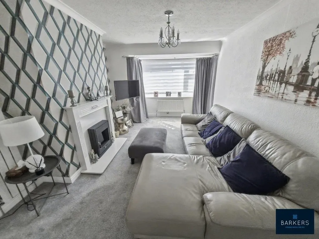 Chevins Close, BATLEY, West Yorkshire WF17 0QQ, photo 10