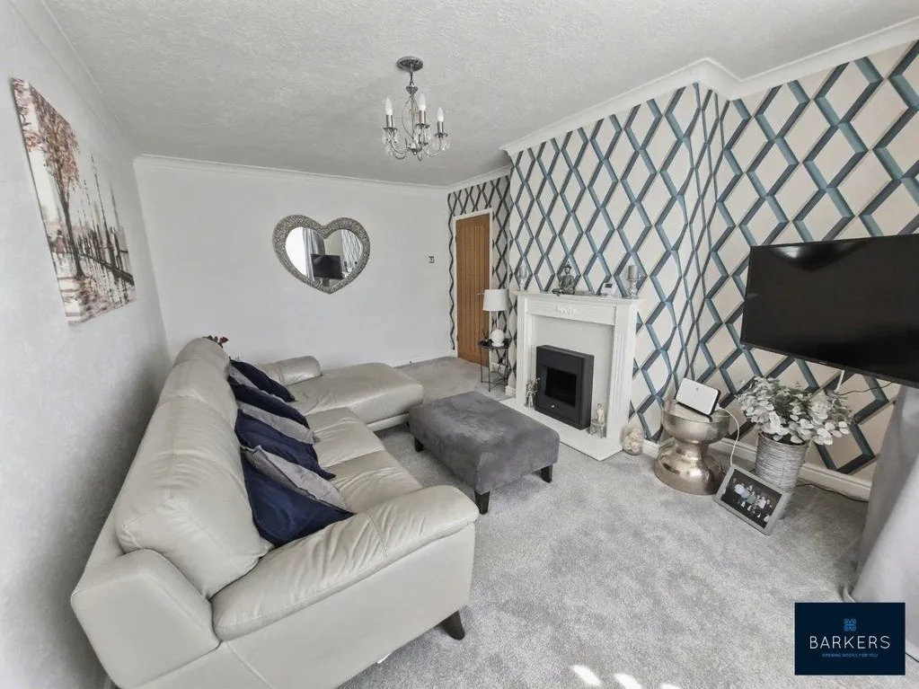 Chevins Close, BATLEY, West Yorkshire WF17 0QQ, photo 11