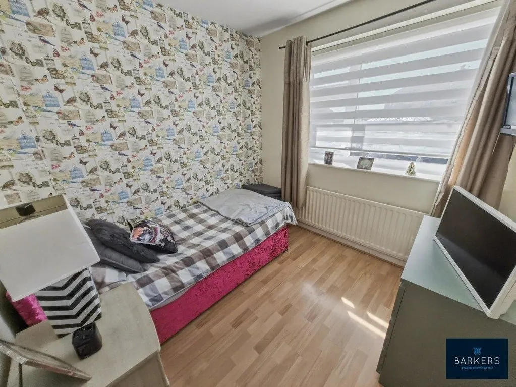 Chevins Close, BATLEY, West Yorkshire WF17 0QQ, photo 16
