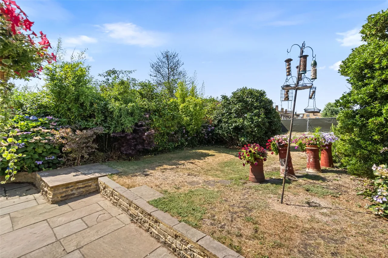 Fourth Cross Road, Twickenham, TW2 5EL, photo 12