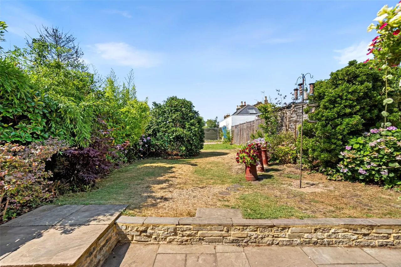 Fourth Cross Road, Twickenham, TW2 5EL, photo 11