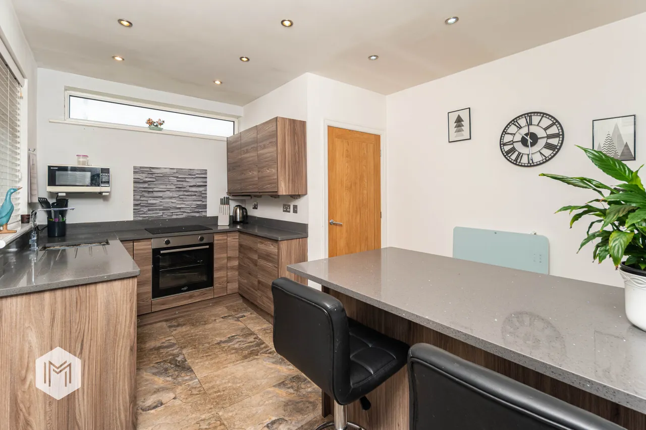 South Drive, Bolton, BL2 3ND, photo 2