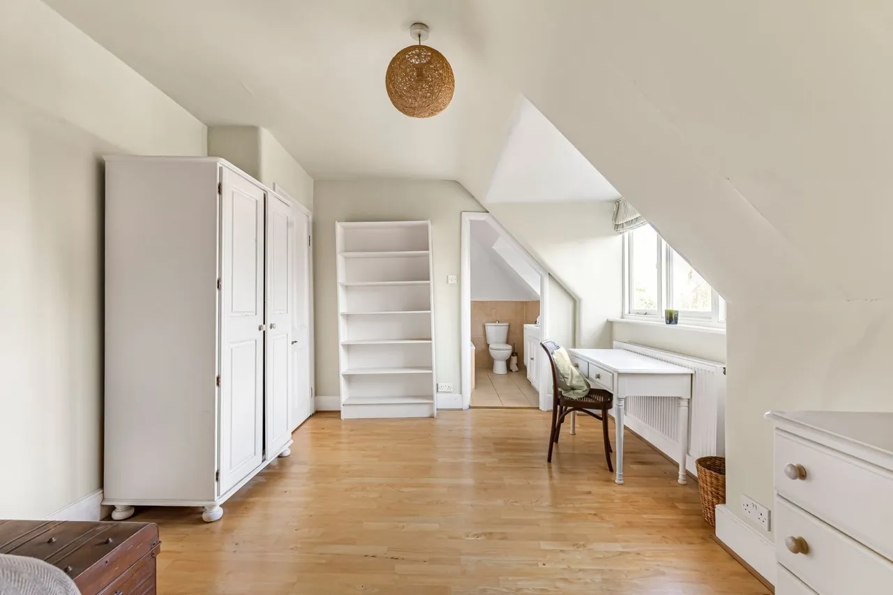 Esmond Road, Chiswick, W4, photo 21
