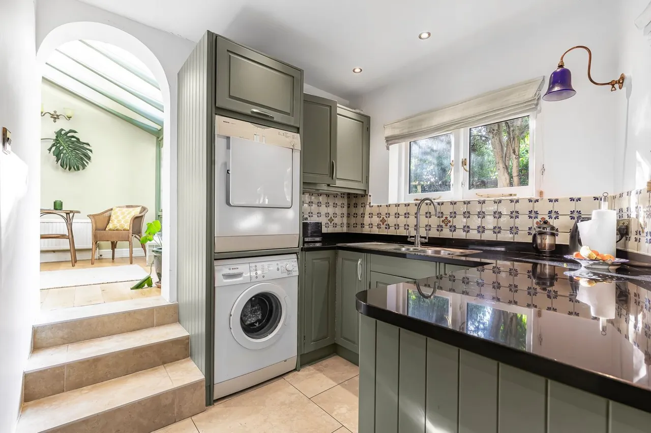 Esmond Road, Chiswick, W4, photo 30