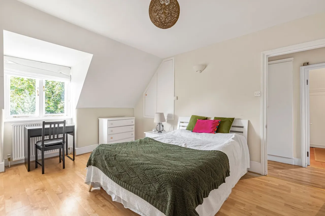 Esmond Road, Chiswick, W4, photo 18