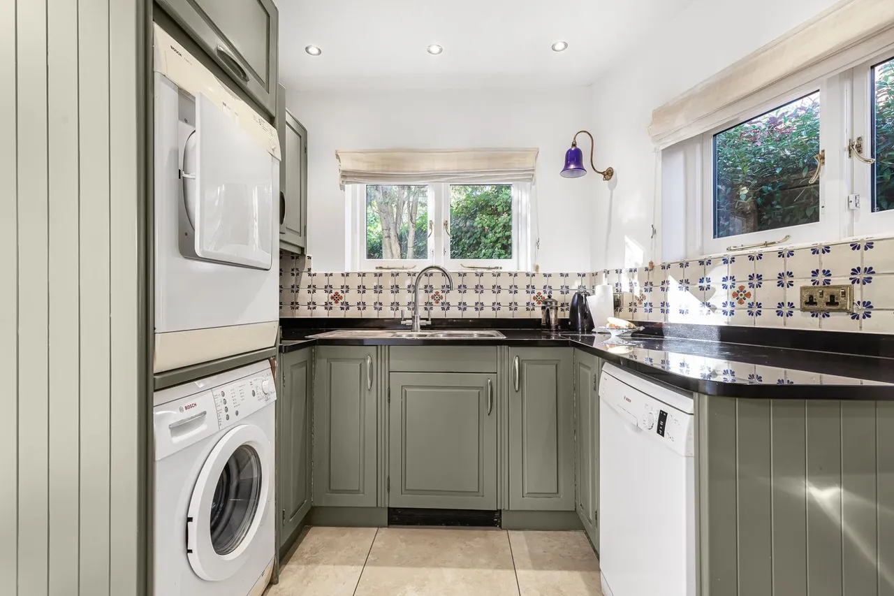 Esmond Road, Chiswick, W4, photo 29