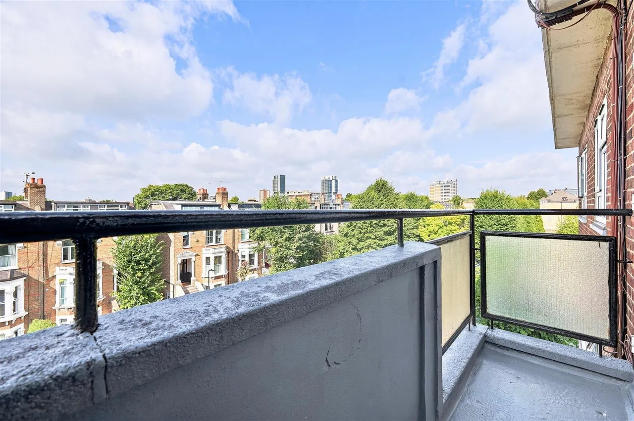 Queens Drive, London, N4, photo 16