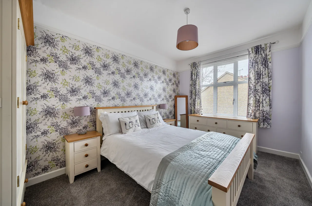 Vicarage Road, Yalding, ME18, photo 15