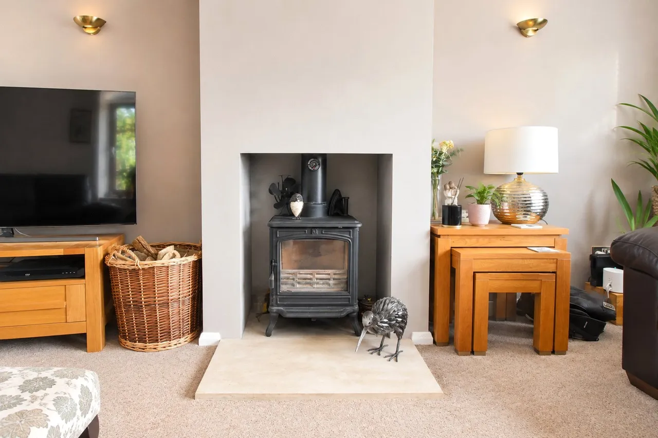 Squarefield Gardens, Hook, RG27, photo 11