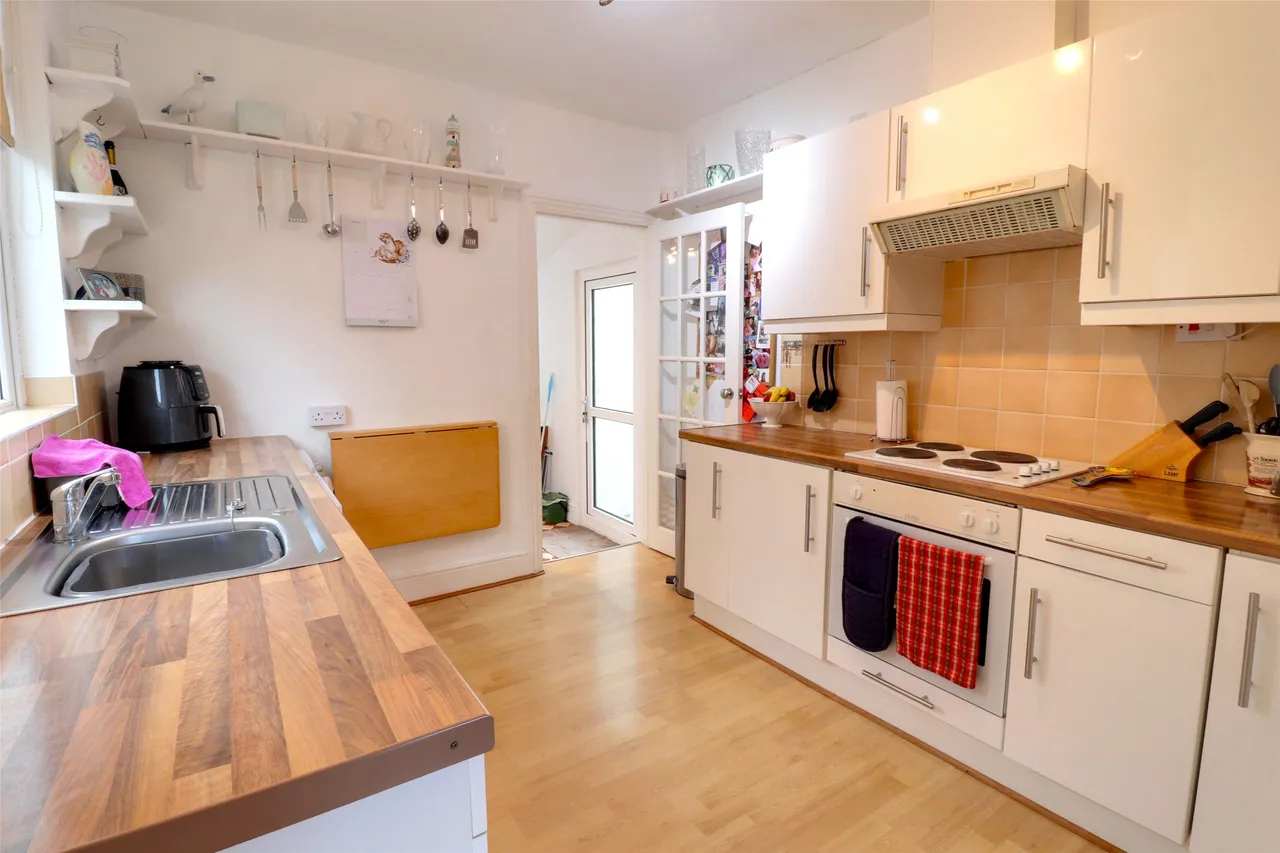 Bicclescombe Park Road, Ilfracombe, EX34, photo 6