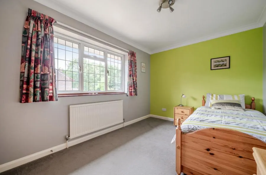 Chandlers Lane, Yateley, GU46, photo 43