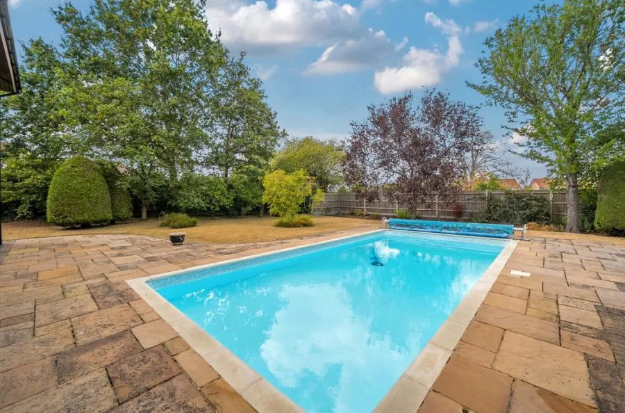 Chandlers Lane, Yateley, GU46, photo 12