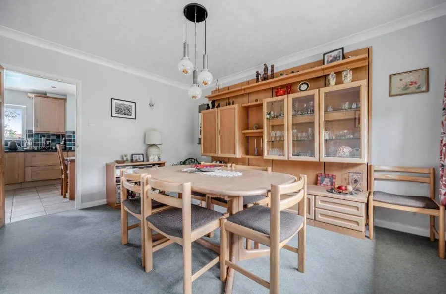 Chandlers Lane, Yateley, GU46, photo 6
