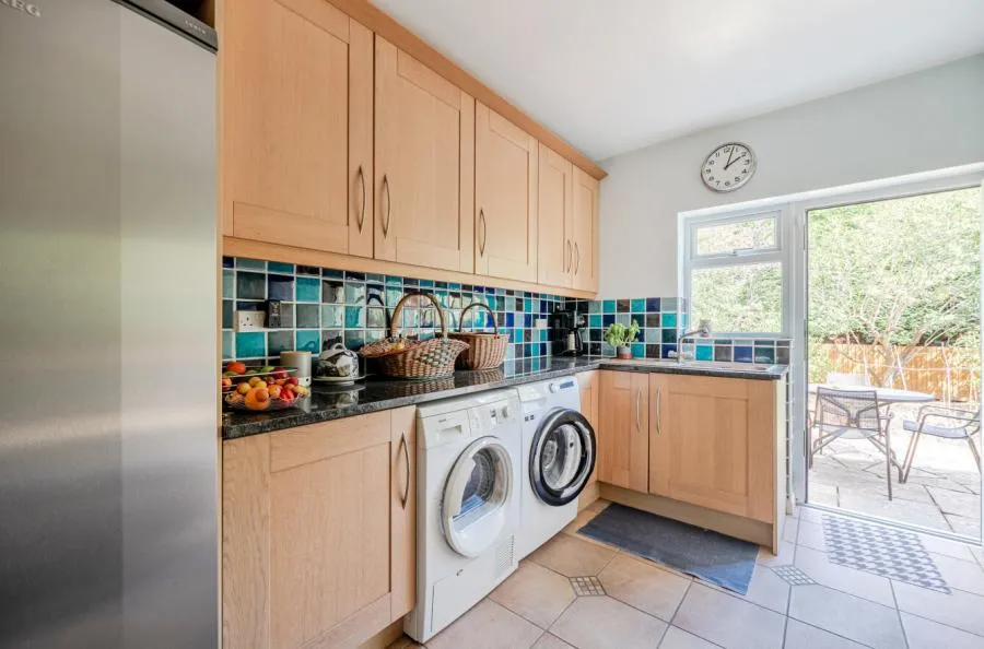 Chandlers Lane, Yateley, GU46, photo 30