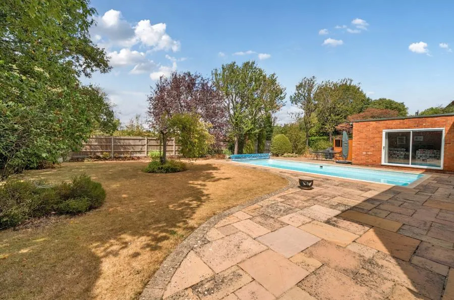 Chandlers Lane, Yateley, GU46, photo 22