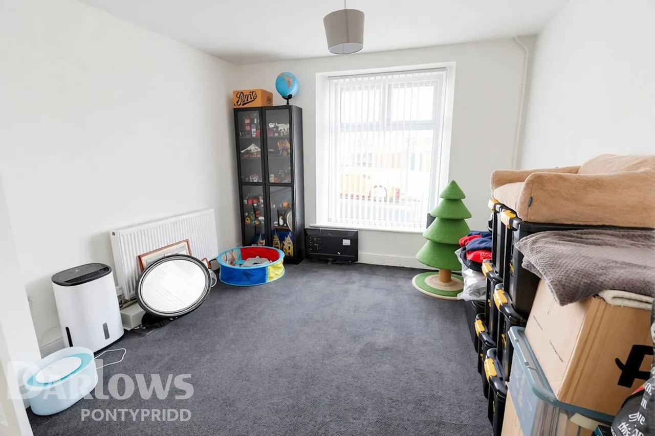 Leyshon Street, Pontypridd, photo 4