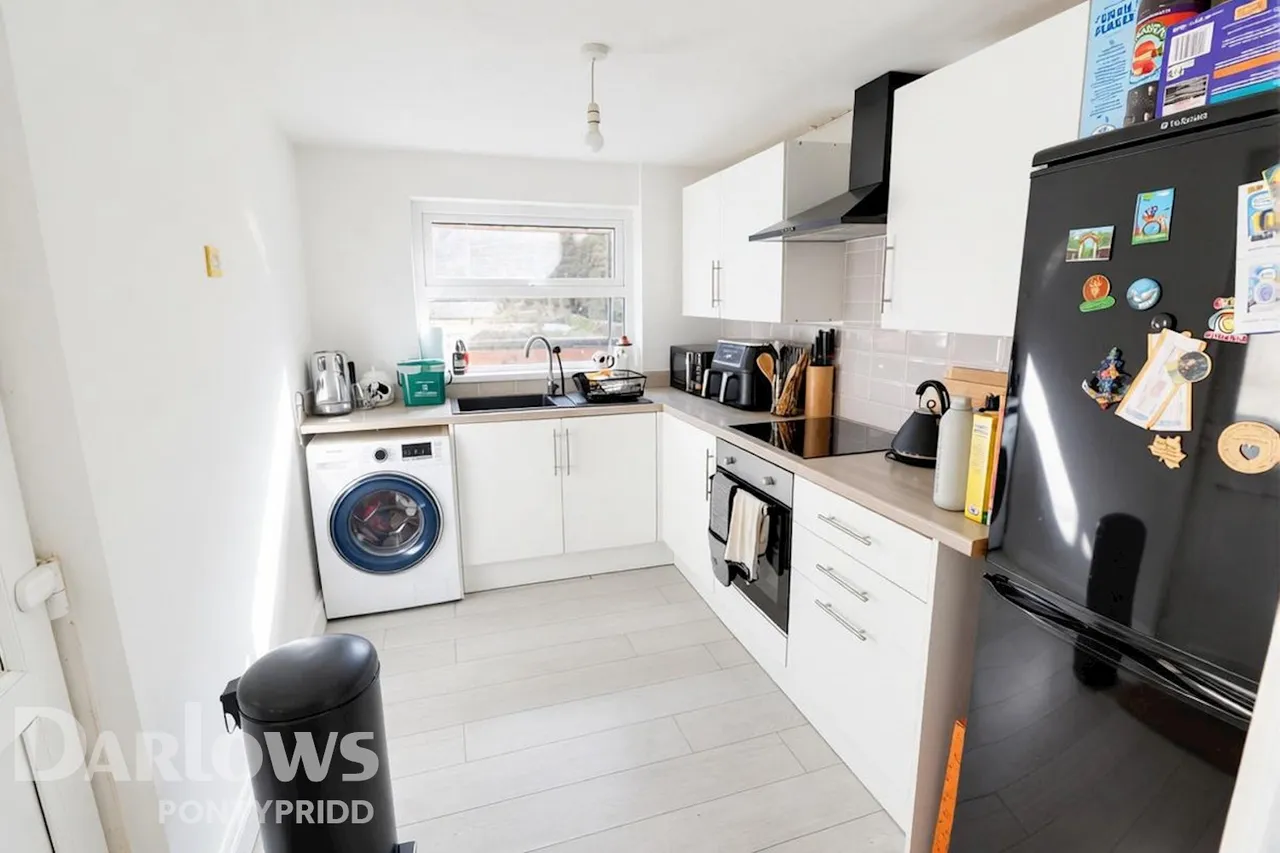 Leyshon Street, Pontypridd, photo 5
