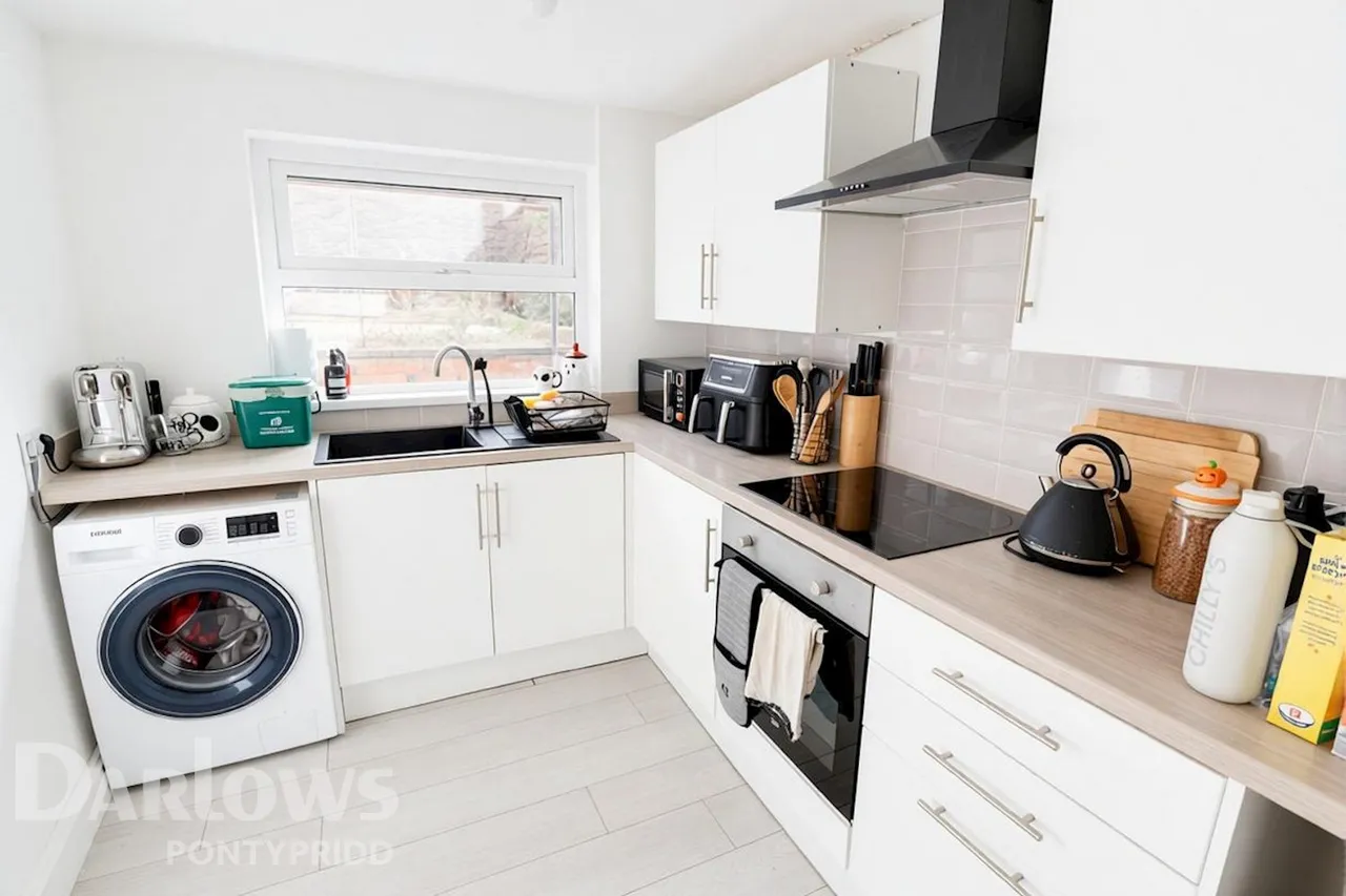 Leyshon Street, Pontypridd, photo 6