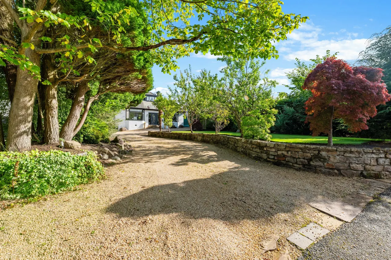 Sunningdale Avenue, Newton Mearns, photo 22