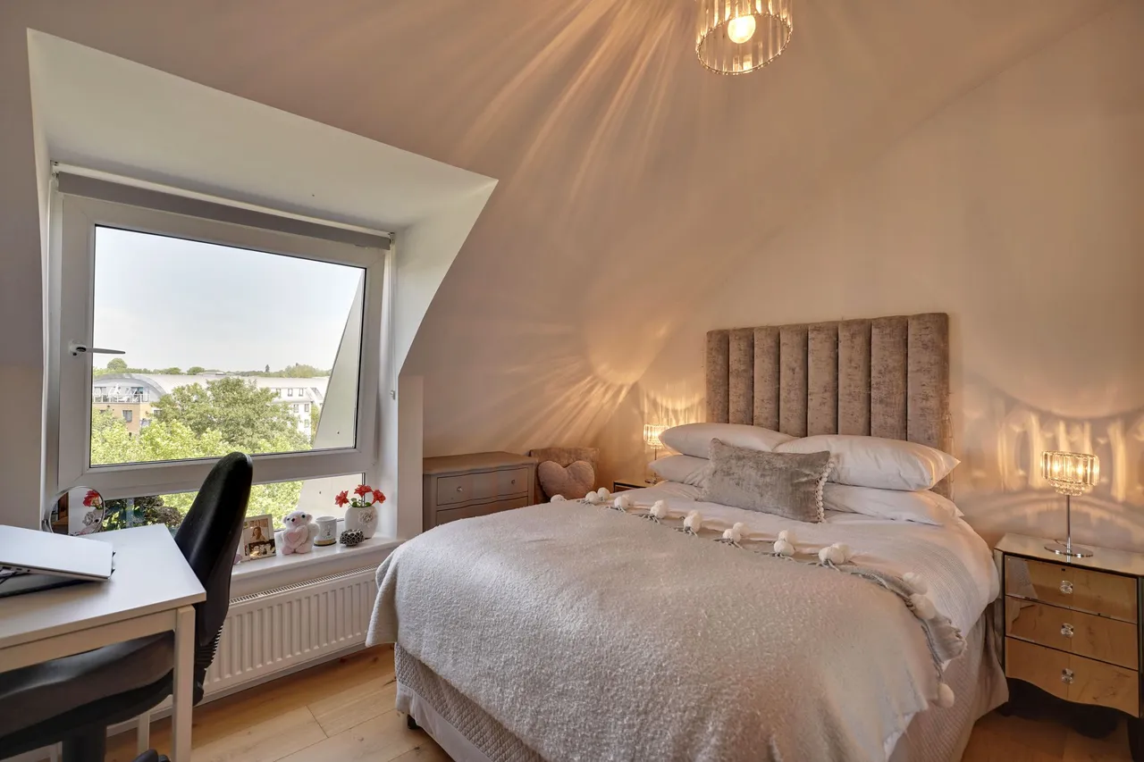 Mead Lane, Hertford, SG13, photo 13