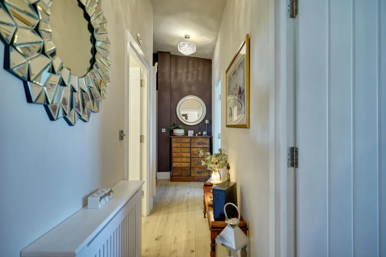 Mead Lane, Hertford, SG13, photo 9