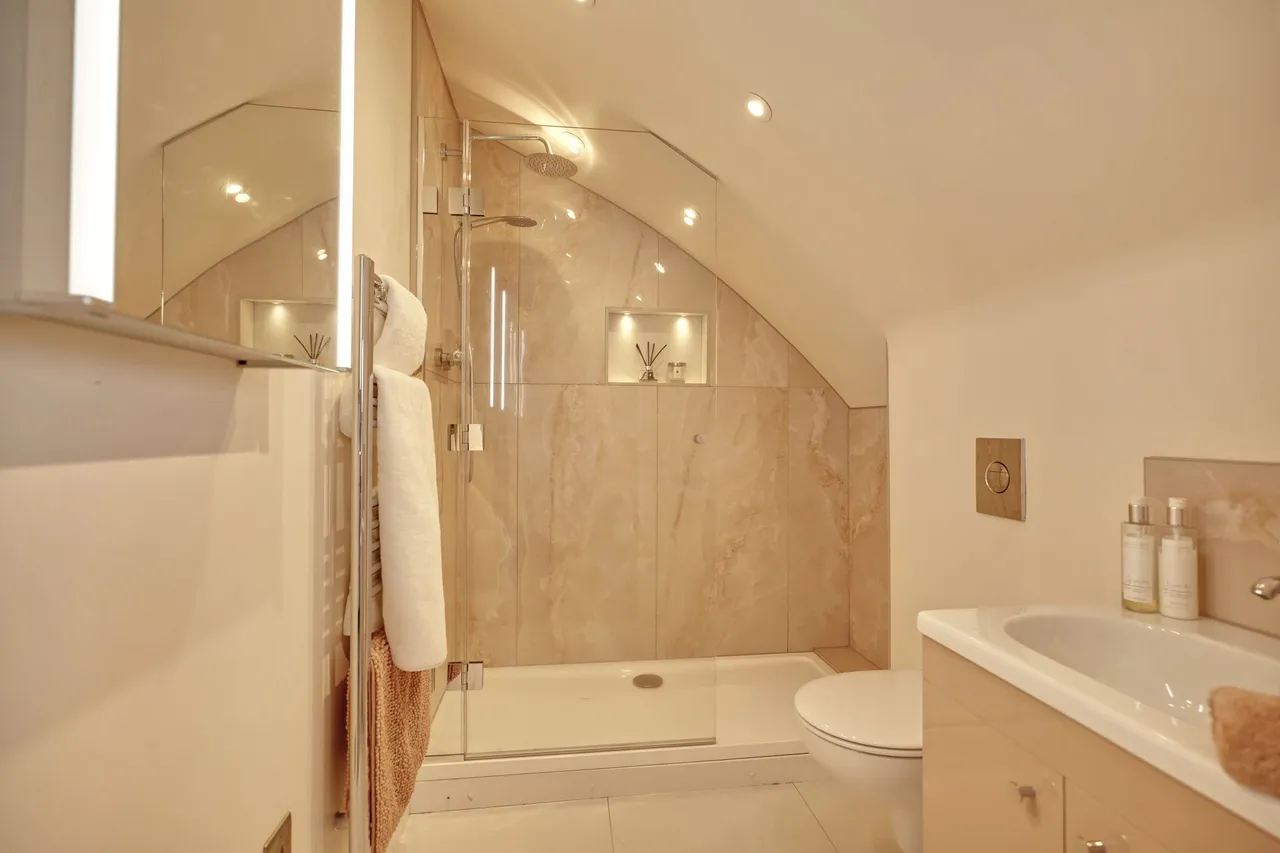 Mead Lane, Hertford, SG13, photo 12
