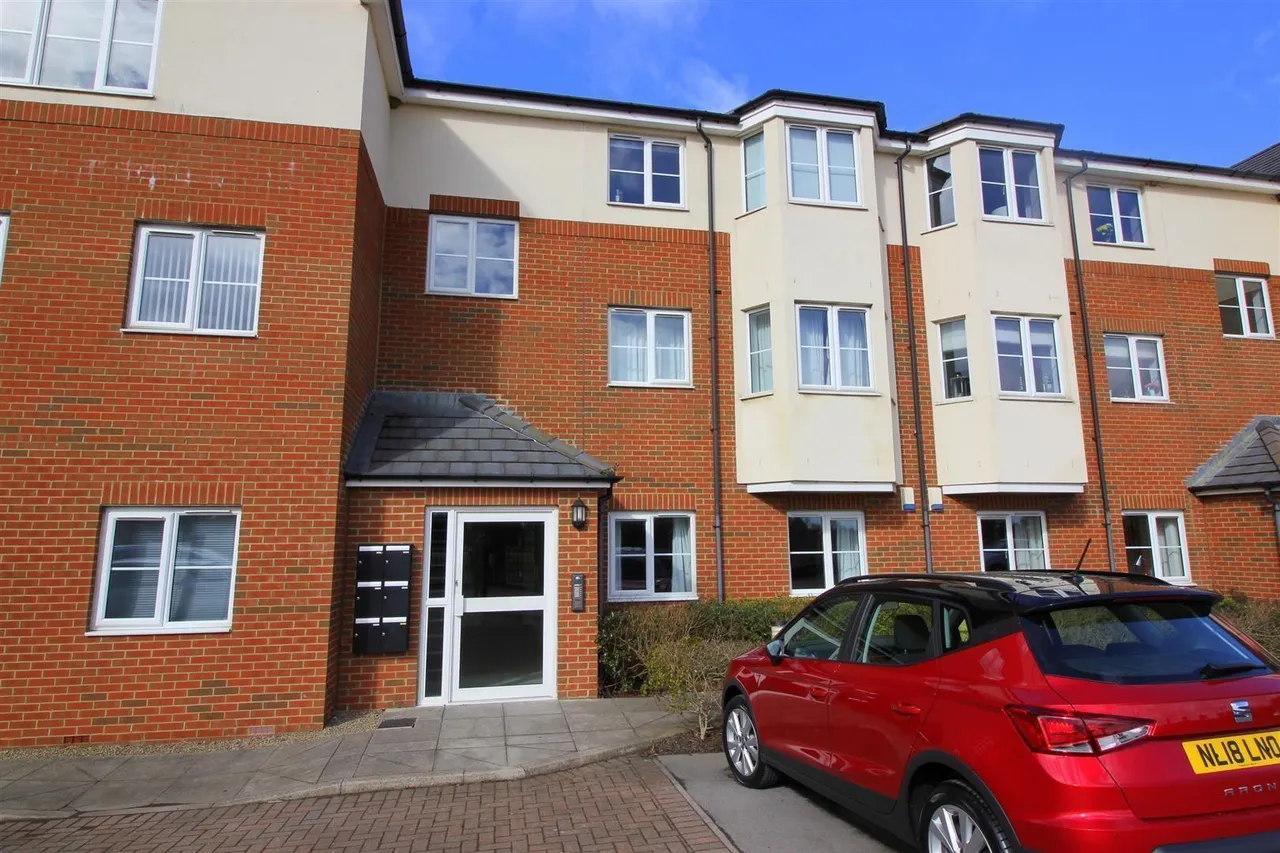 2 bed flat to rent, Lambton View, Rainton Gate, DH4
