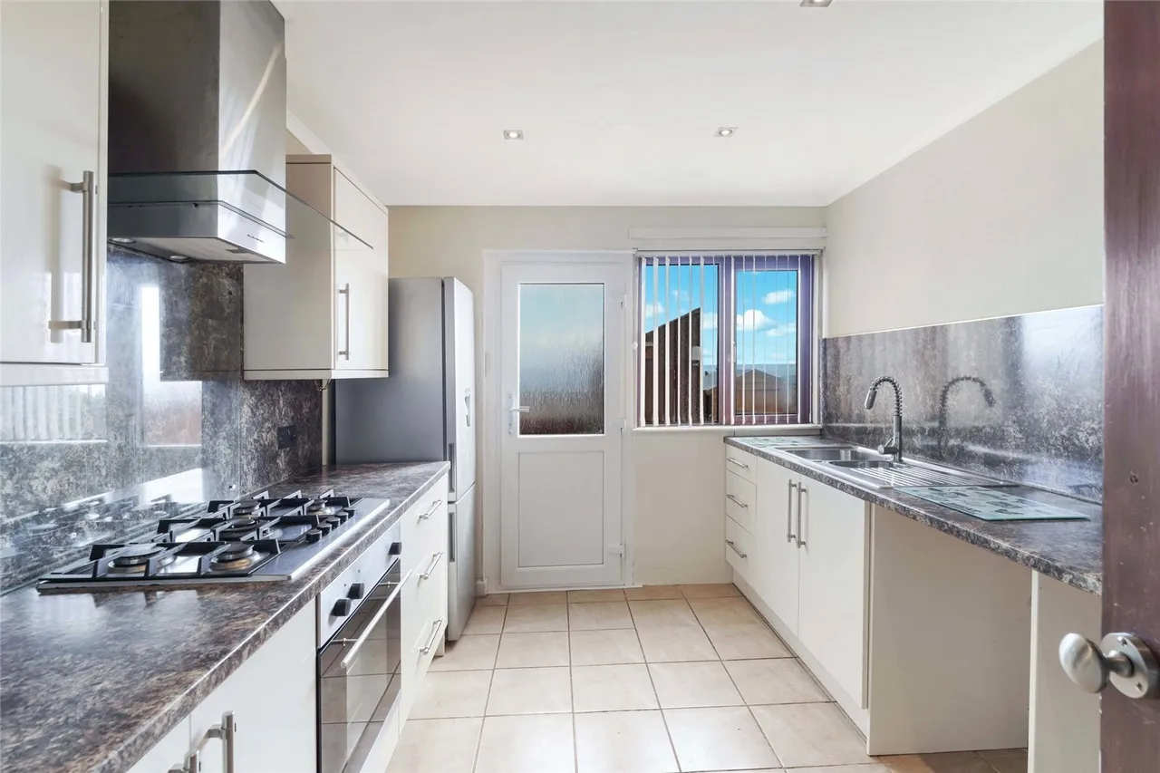 Wellesley Road, Leven, KY8, photo 8