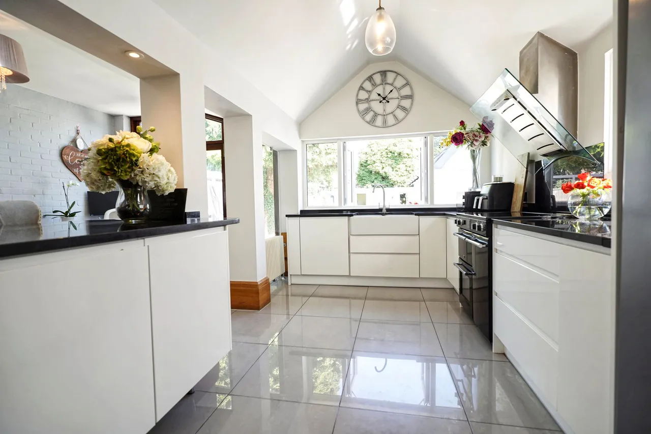 New Road, Harlow, CM17, photo 4