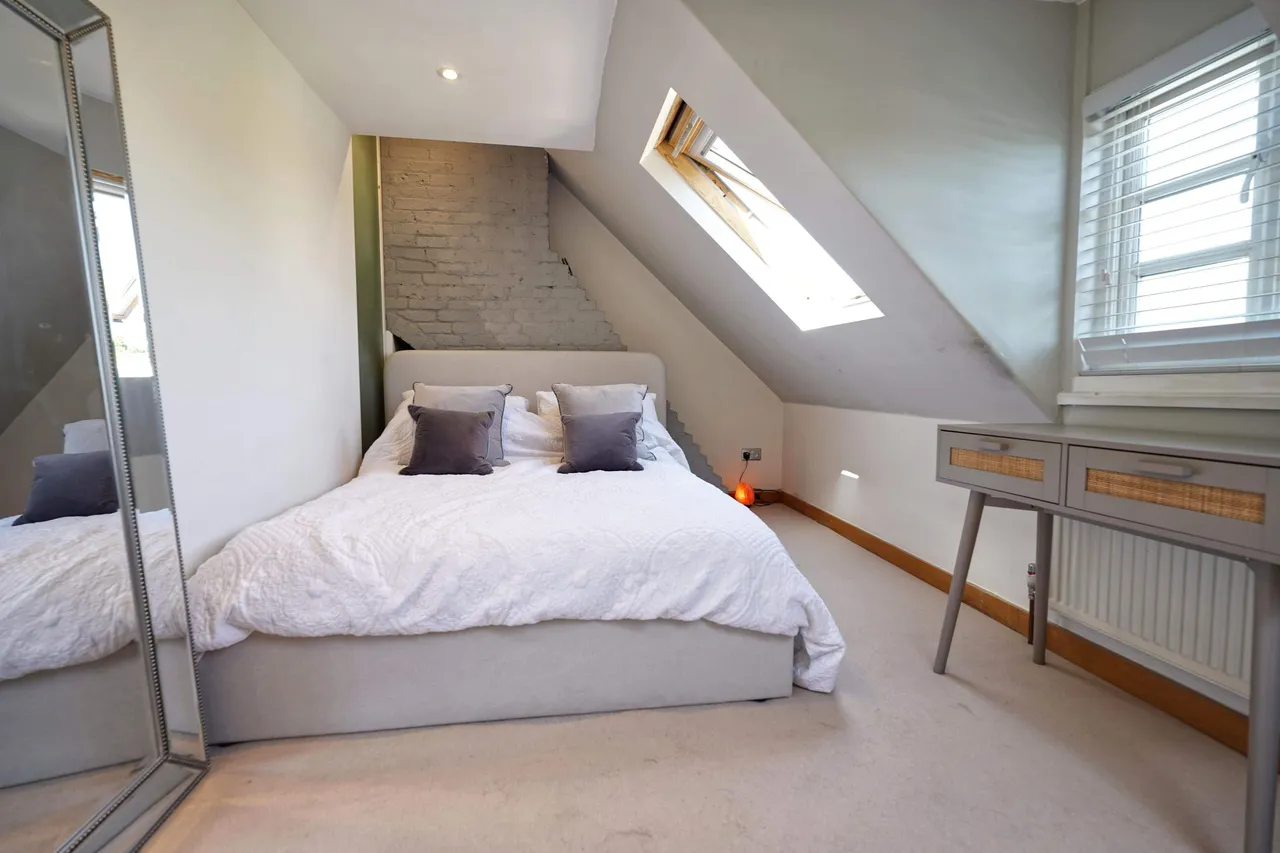 New Road, Harlow, CM17, photo 14