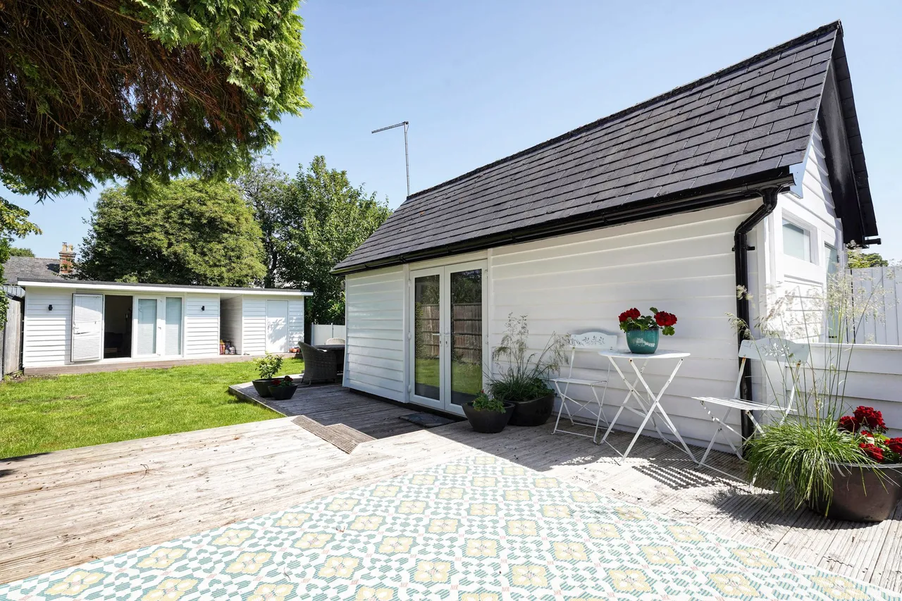 New Road, Harlow, CM17, photo 15
