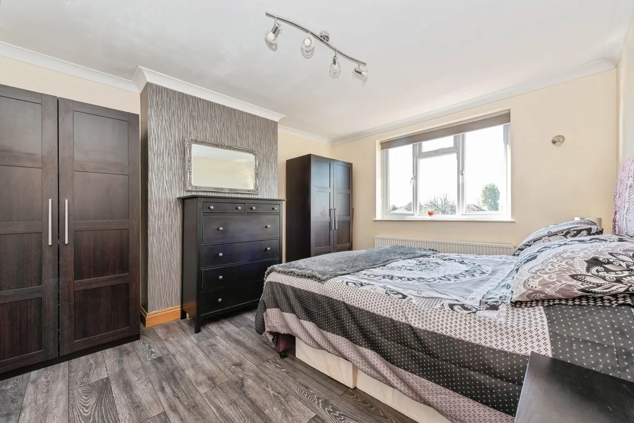Ebbisham Road, Worcester Park, KT4, photo 9