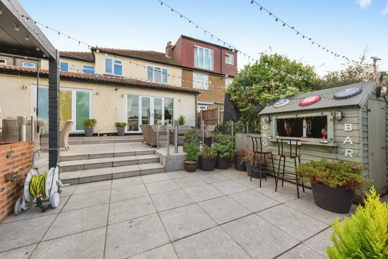 Ebbisham Road, Worcester Park, KT4, photo 20