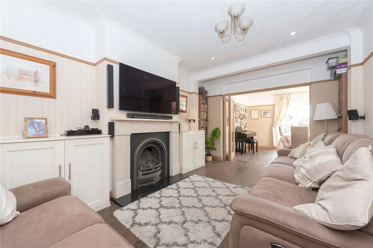 Ebbisham Road, Worcester Park, KT4, photo 3
