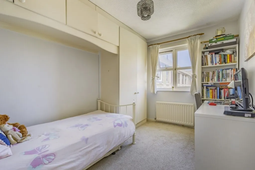 Woodhouse Close, Cirencester, GL7, photo 10