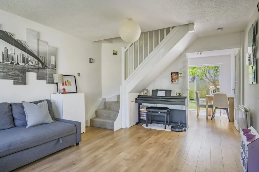 Woodhouse Close, Cirencester, GL7, photo 4