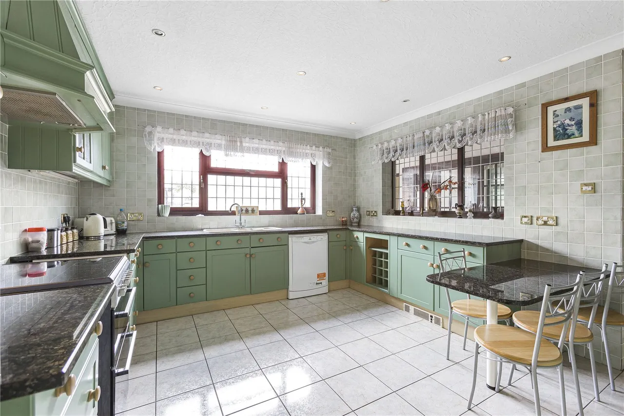 Reynards Road, Welwyn, AL6, photo 8