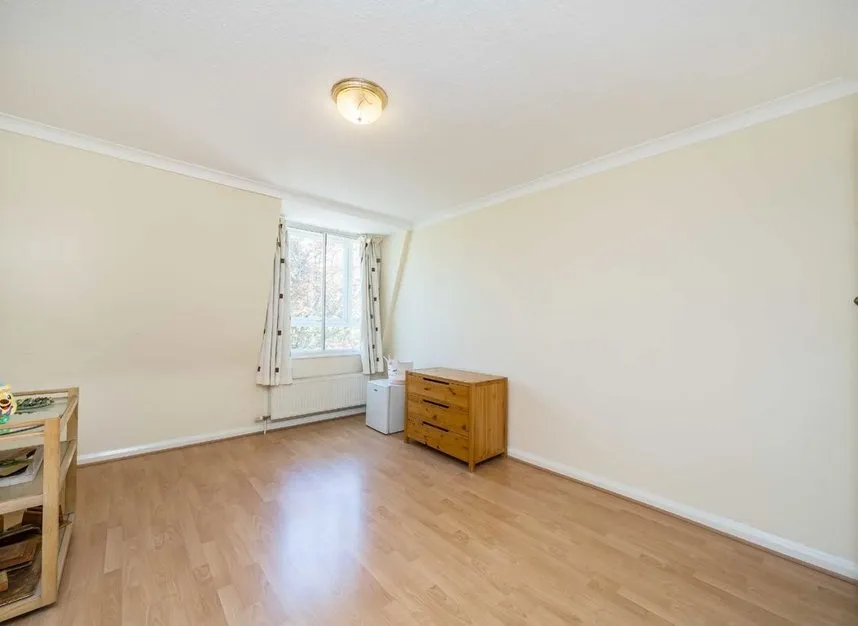 Westchester Drive, Hendon, NW4, photo 7