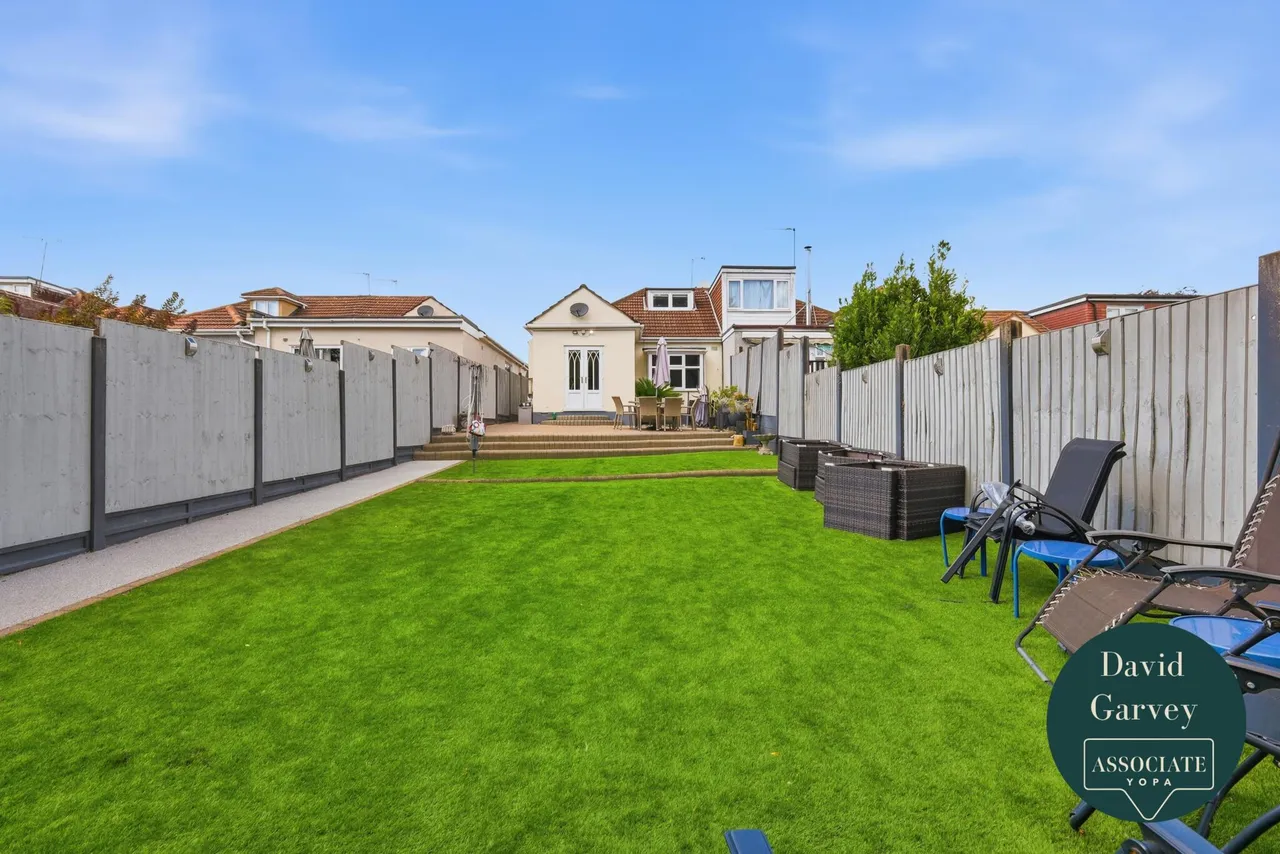 Heather Drive, Romford, RM1, photo 14