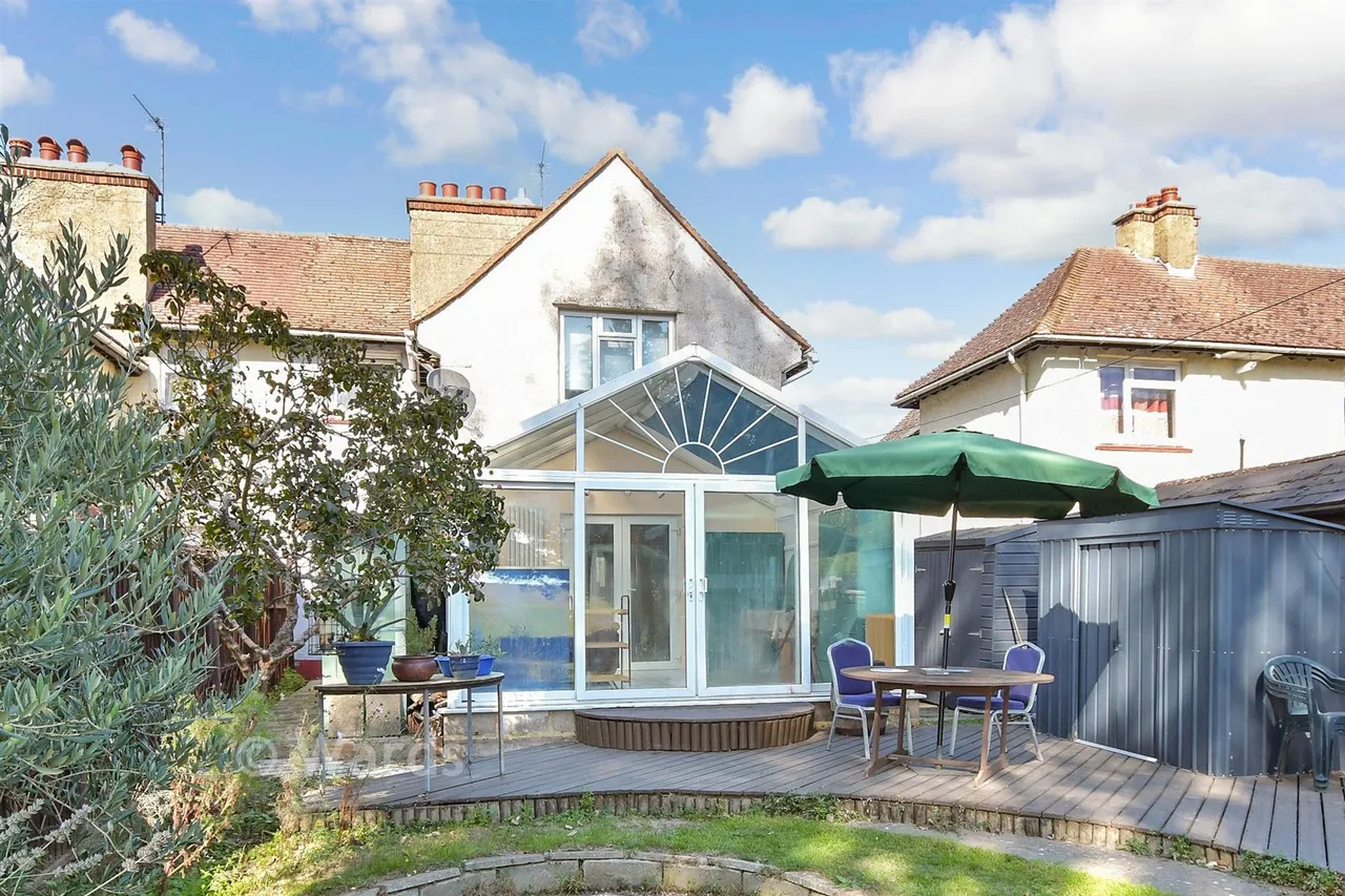 St. Werburgh Crescent, Hoo, ME3, photo 15