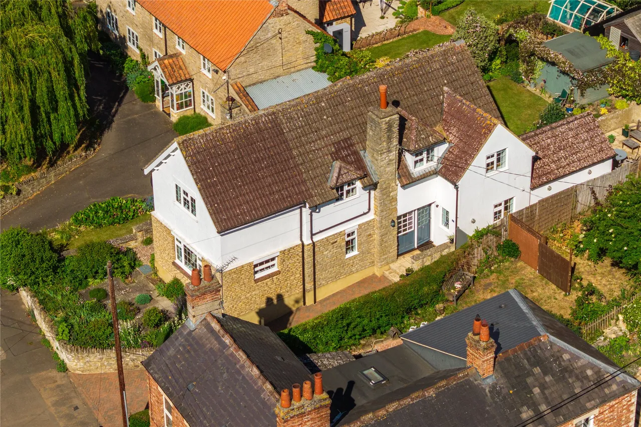 Earls Barton Road, Great Doddington, NN29, photo 20