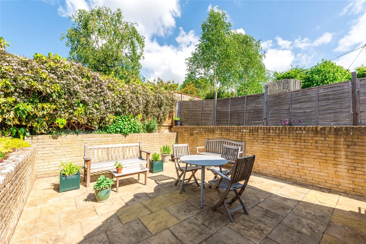 Earls Barton Road, Great Doddington, NN29, photo 7
