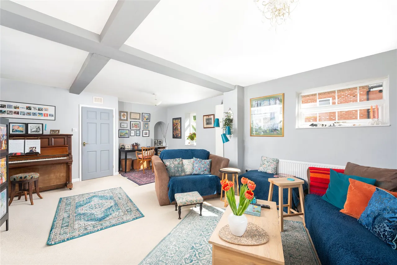 Earls Barton Road, Great Doddington, NN29, photo 5