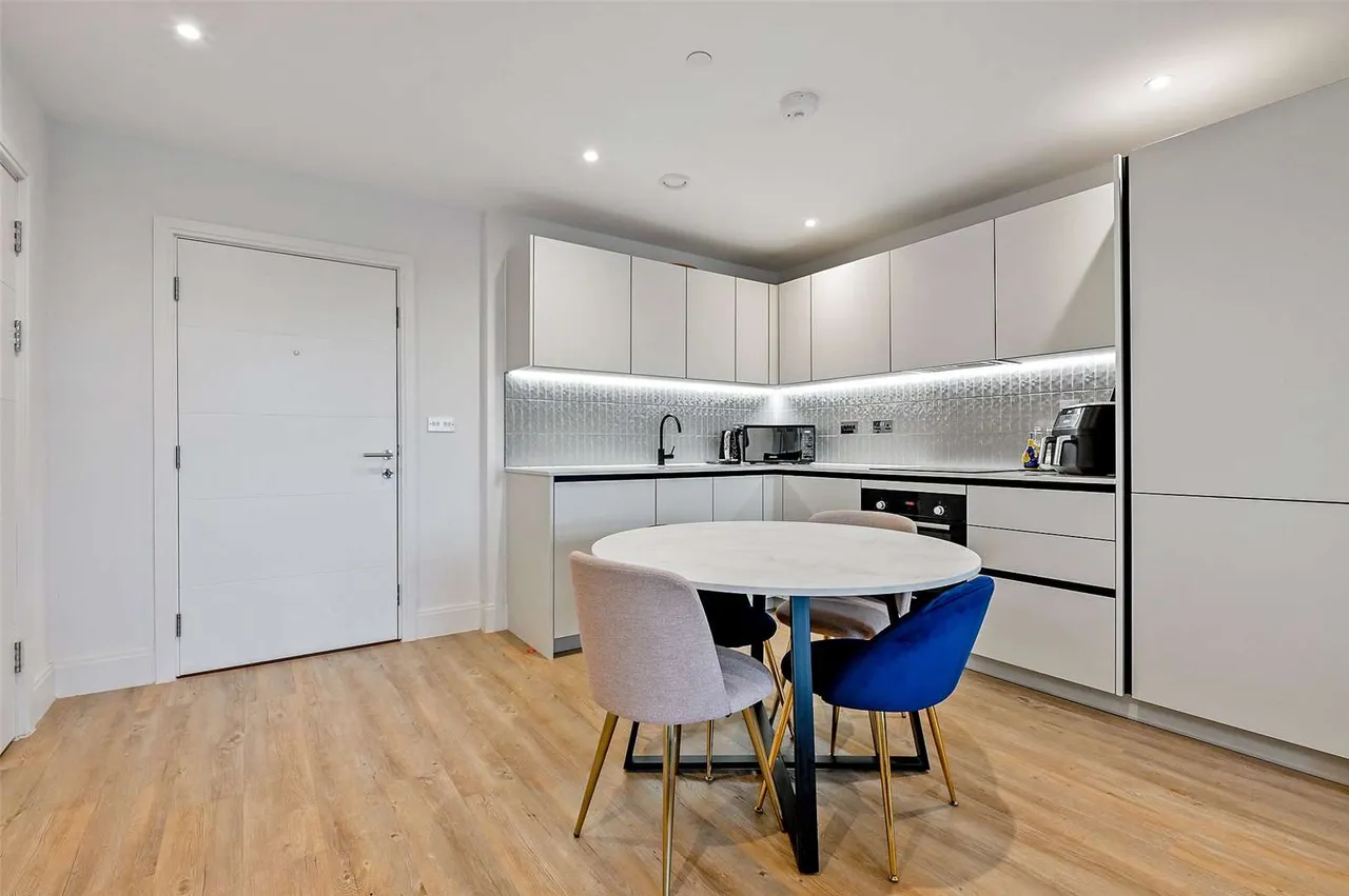 The Factory, Memorial Avenue, Slough, Berkshire, SL1 3GZ, photo 5